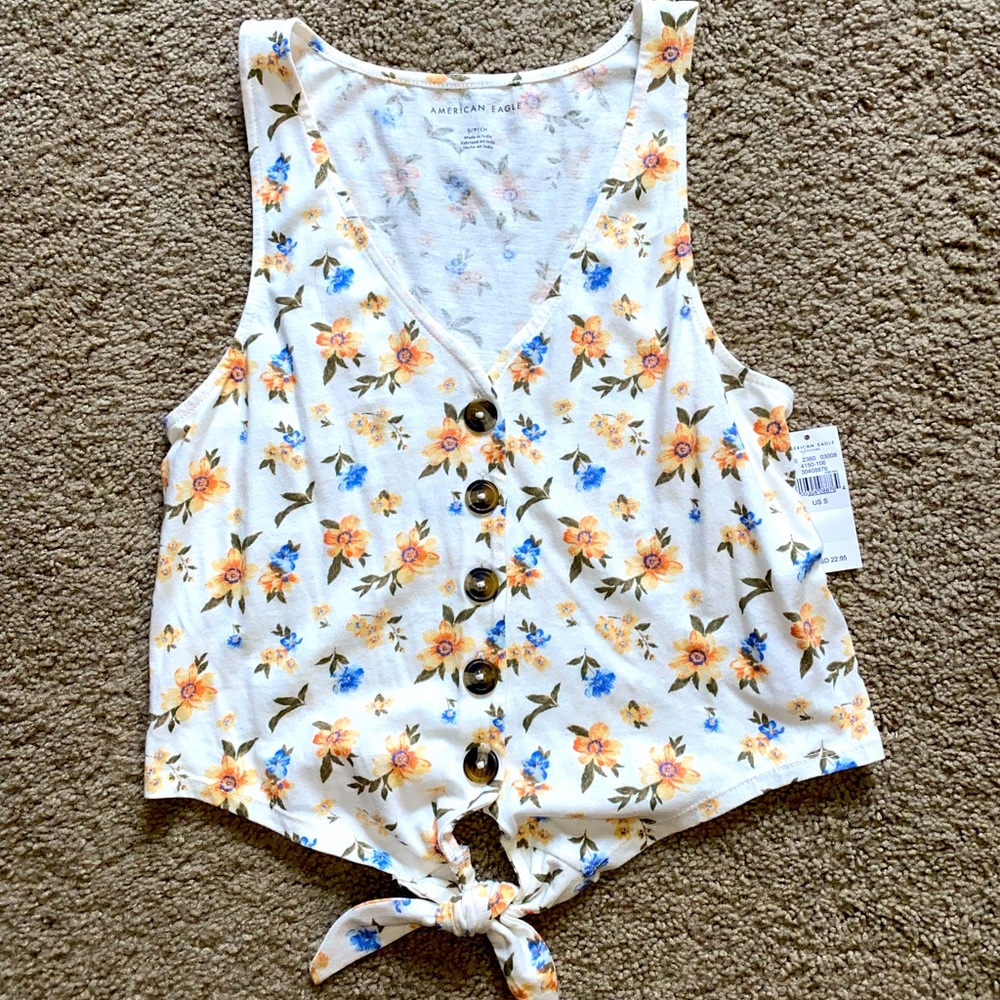 American Eagle - Cute Summer Crop - Never Worn with Tags